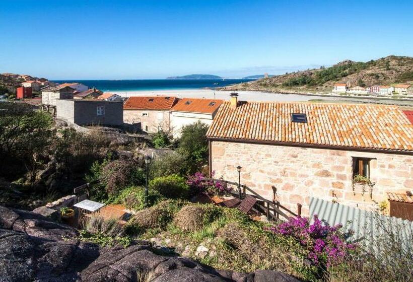 منزل 3 غرف نوم, Casa A Laxe