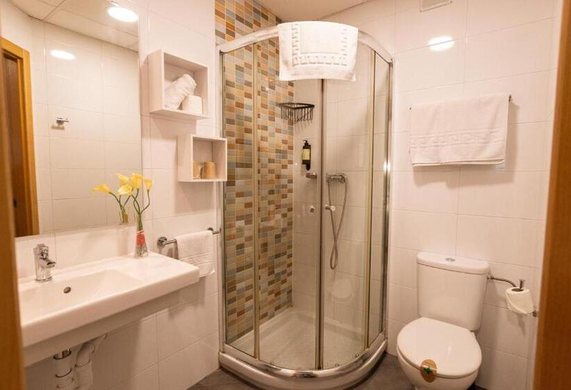 جناح ديلوكس, Gce Hoteles