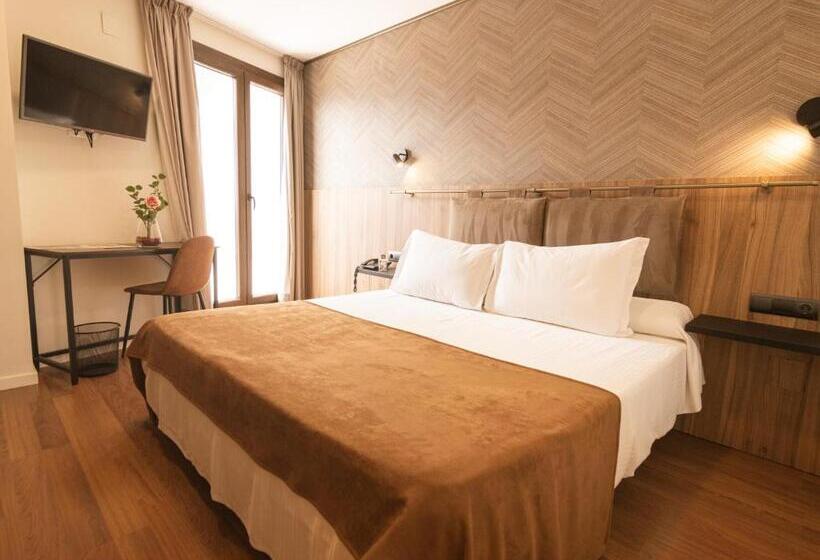 جناح مزود بتراس, Gce Hoteles