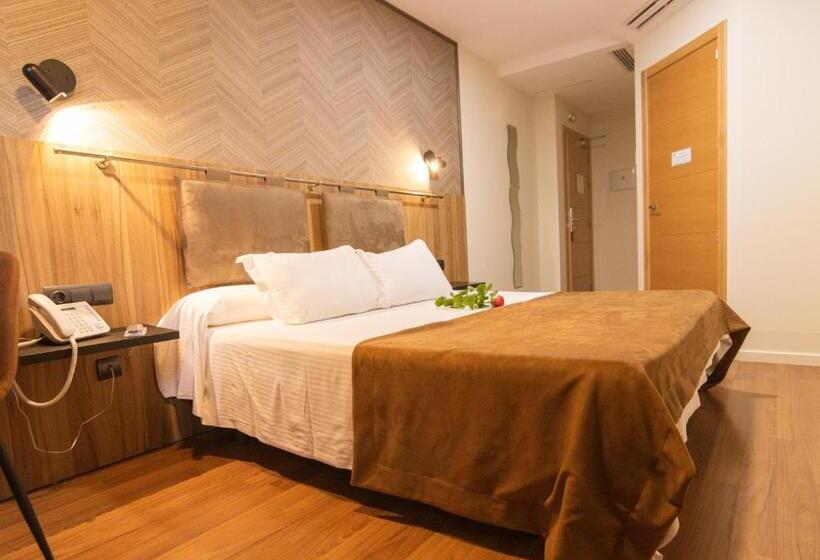 جناح ديلوكس, Gce Hoteles