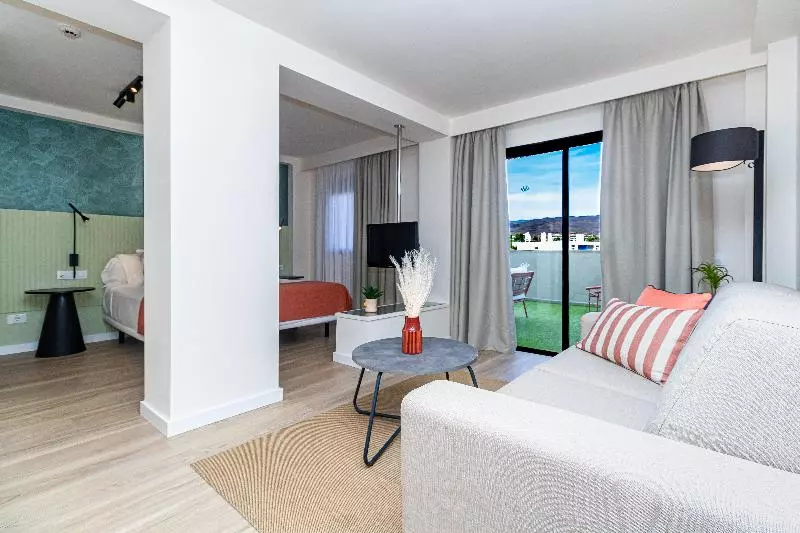 اتاق سوپریور با تخت بزرگ, Akureyri   Berjaya Iceland Hotels