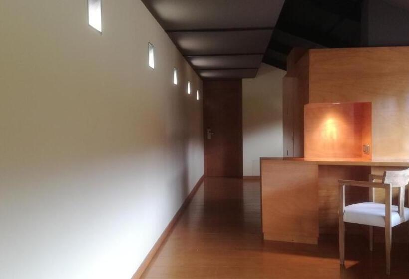 اتاق سوپریور با چشم‌انداز دریا, Pazo Da Merced