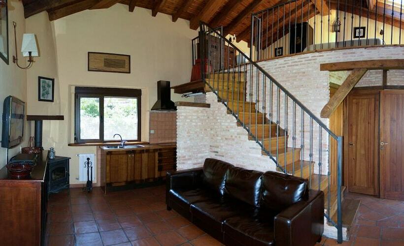 带两个卧室的复式公寓, Saika Rural