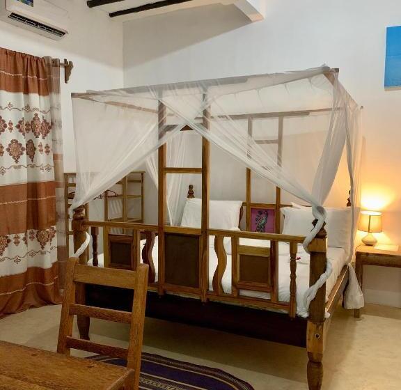 غرفة قياسية سرير كينج, Chokoro House