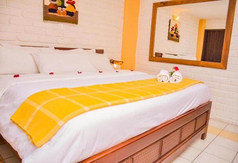 キングサイズベッドのスタンダードルーム, Alisamay