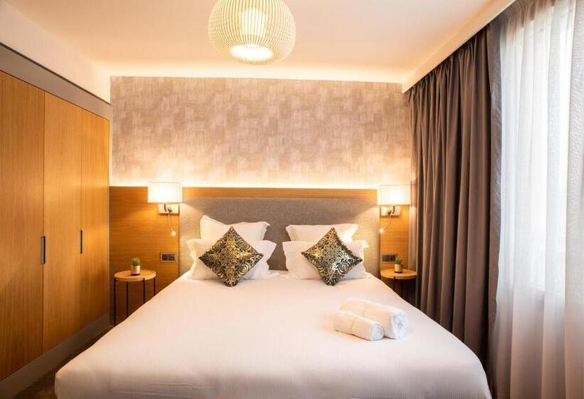 Номер Стандарт, Brit Hotel Paris Orly Rungis