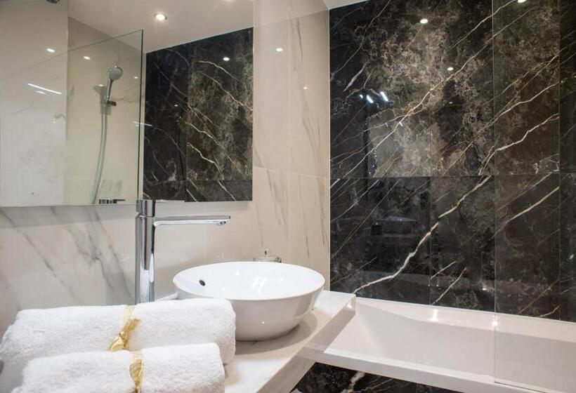Номер Стандарт, Brit Hotel Paris Orly Rungis