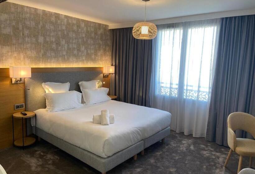 Номер Стандарт с Гидромассажем, Brit Hotel Paris Orly Rungis