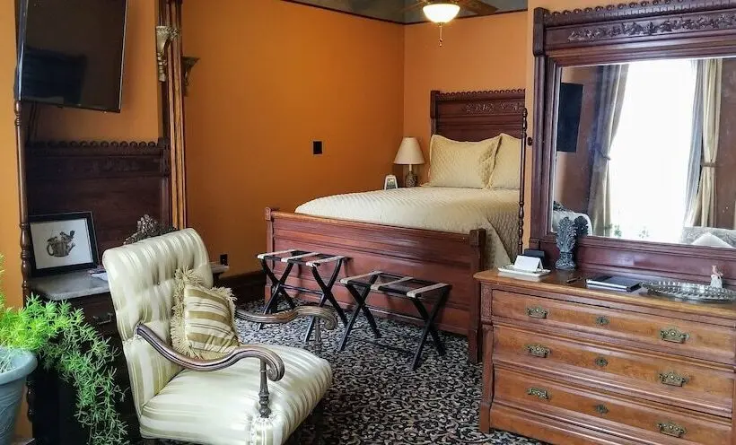 اتاق استاندارد, Buffalo Harmony House