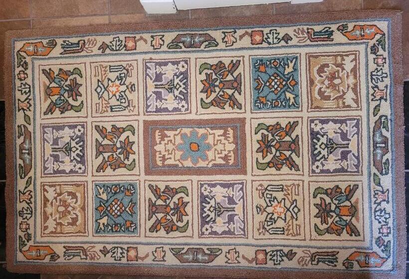 غرفة قياسية مزوَّدة بجاكوزي, Buffalo Harmony House