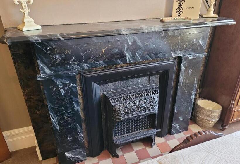 غرفة قياسية مزوَّدة بجاكوزي, Buffalo Harmony House