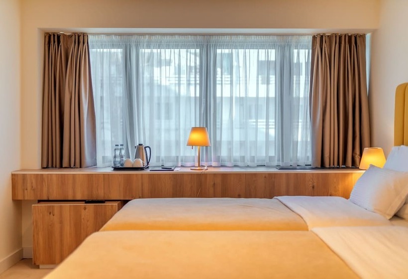 اتاق کلاسیک یک تخته, Agape