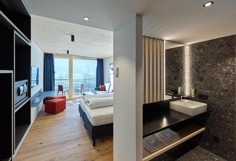 غرفة بريميوم مزودة بشُرفة, Alpstadt Lifestyle