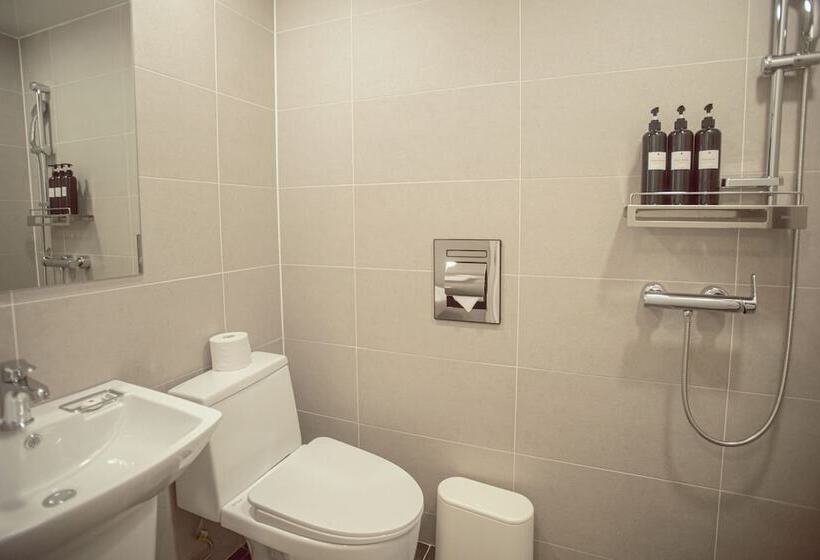 اتاق خانوادگی, Kenny Stay Busan Gijang