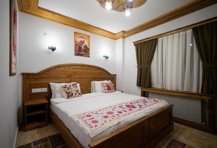 Standard-huone, Pashahan