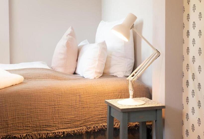 اتاق استاندارد یک نفره, Boutique Hotel Gezeiten Spo