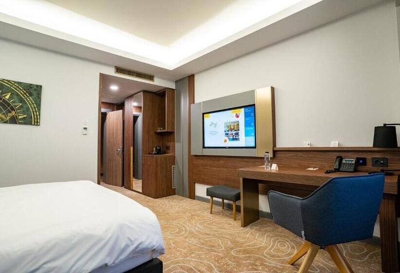 スタンダードルーム, Atlas