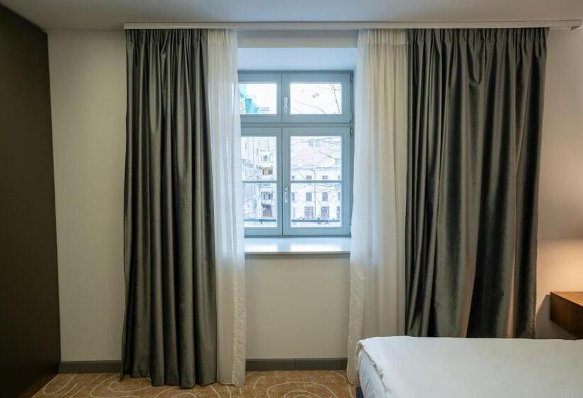 １ベッドルームのデラックスアパートメント, Atlas