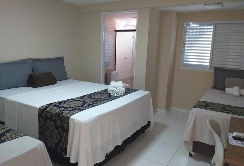 غرفة قياسية رباعية, La Sierra