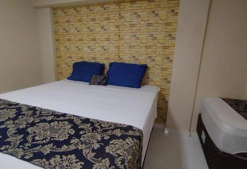 غرفة أساسية ثلاثية, La Sierra