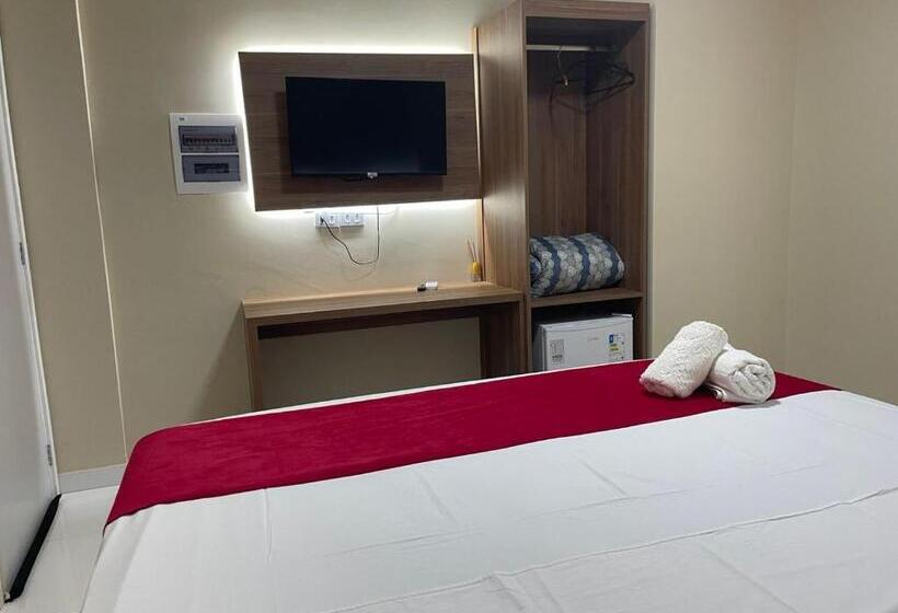 جناح مزوَّد بشرفة, La Sierra