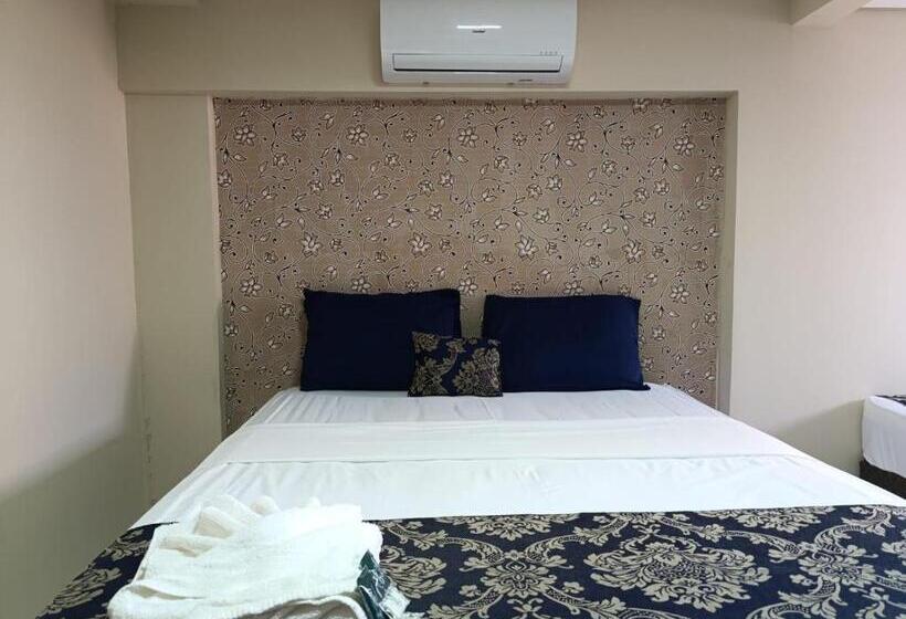 غرفة أساسية ثلاثية, La Sierra