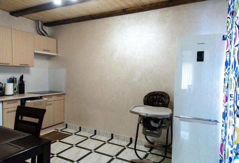 Deluxe Appartement met 1 Slaapkamer, садиба кичера Gold