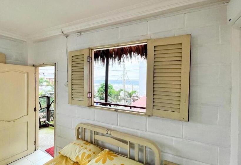 اتاق استاندارد, Arrecife Montañita Hostal