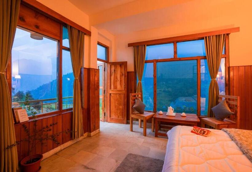 발코니 디럭스 룸, Zostel Shangarh, Kullu