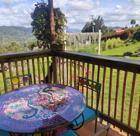 غرفة قياسية ثلاثية, Wepa La Pepa Campestre