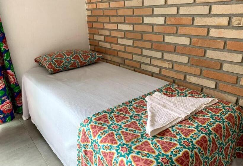 패밀리 룸 공용 욕실, Hostel Vento Leste