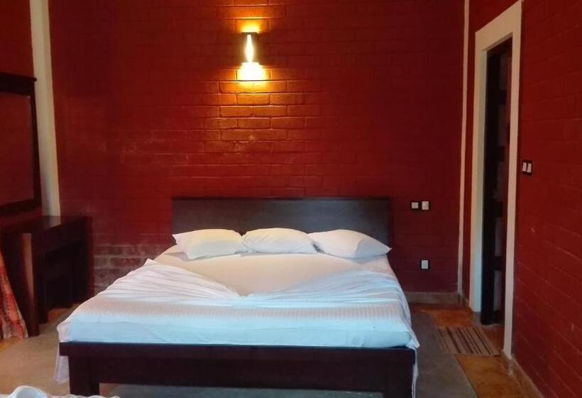 デラックスルーム, Eth Yahana