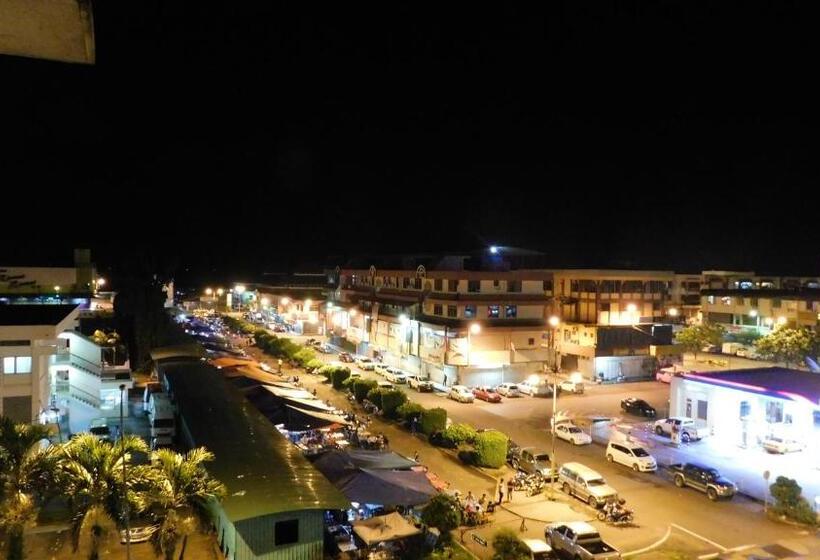 اتاق خانوادگی, Ocean