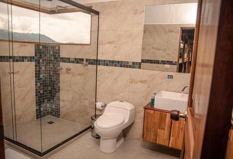 מיטת קינג בסוויטה, Santa Laura