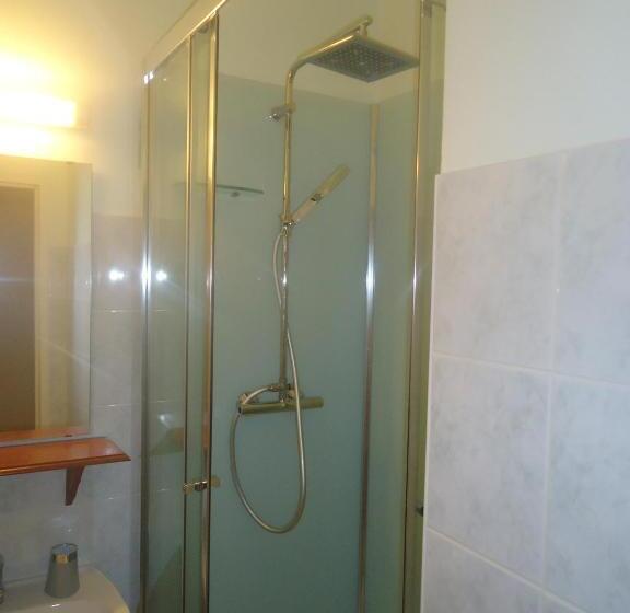 Номер Стандарт, Logis Hotel Du Champ De Foire