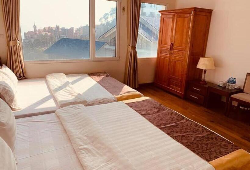 اتاق خانوادگی, Hà Thành Tam đảo