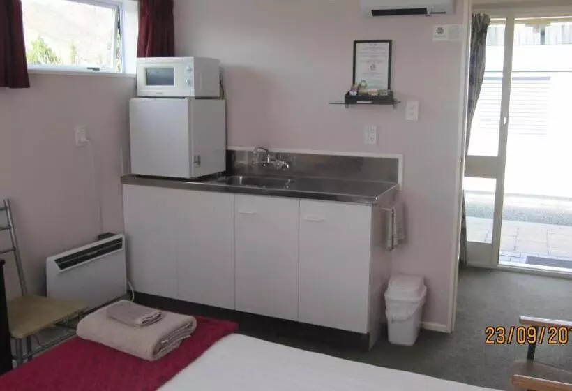 エコノミーワンルーム, Ahuriri Motels
