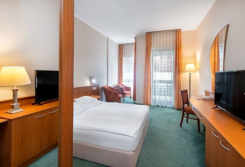 غرفة قياسية مزوَّدة بشُرفة, Aquarell