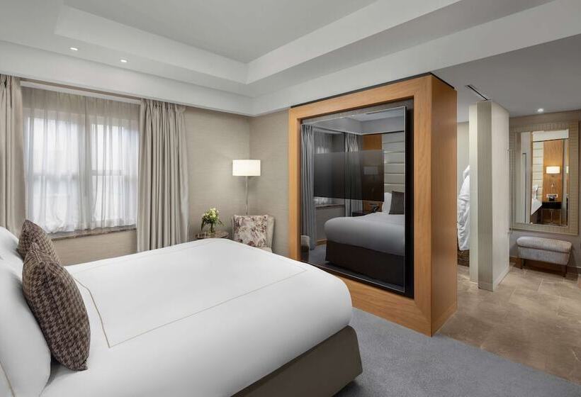 带大床的高级房间, Conrad London St. James