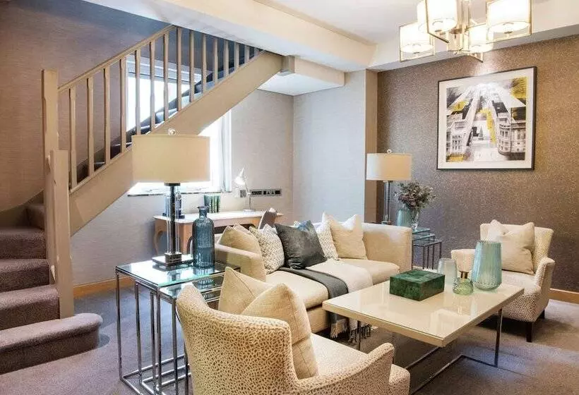 سوییت دوبلکس, Conrad London St. James