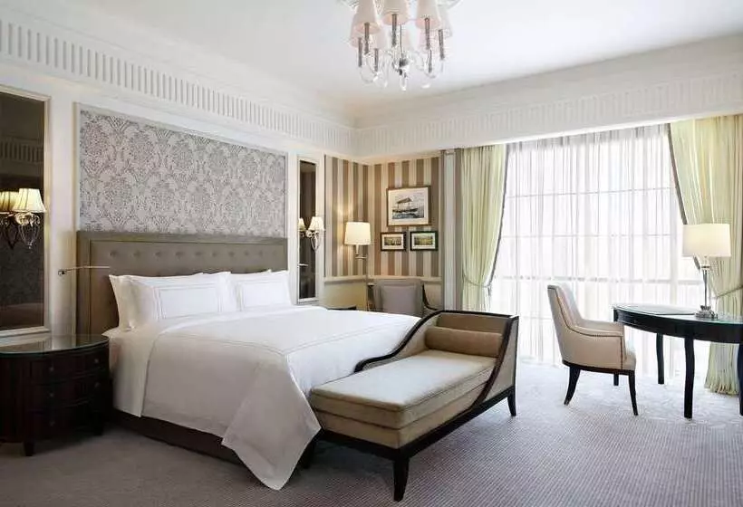 اتاق لوکس با تخت بزرگ, Conrad London St. James