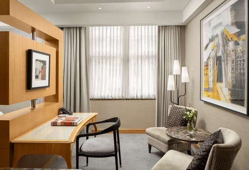 带大床的小型套房, Conrad London St. James