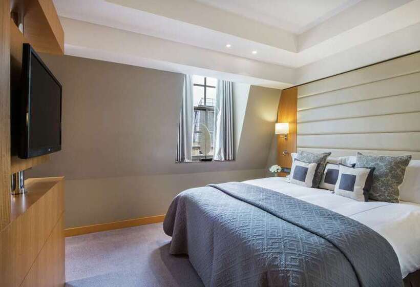 带大床的小型套房, Conrad London St. James