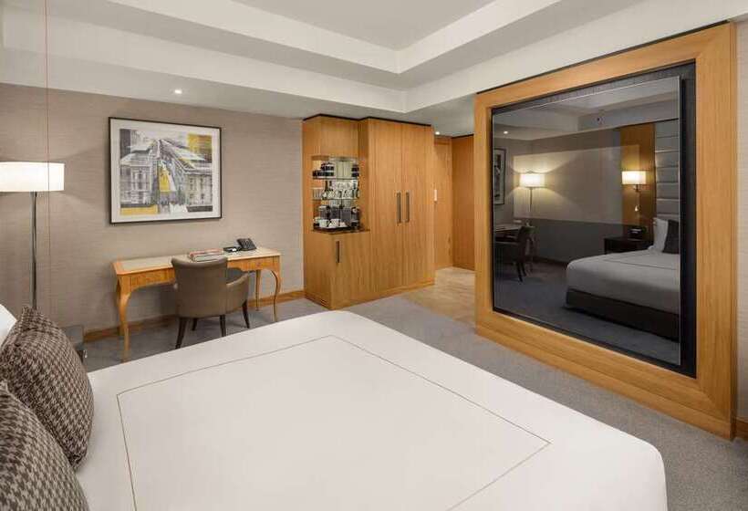 身障者適用キングサイズベッドルーム, Conrad London St. James