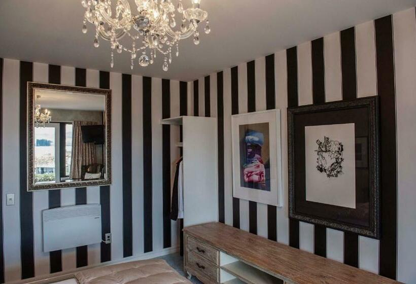 스탠다드 룸 킹사이즈 침대, Lake Tekapo Lodge