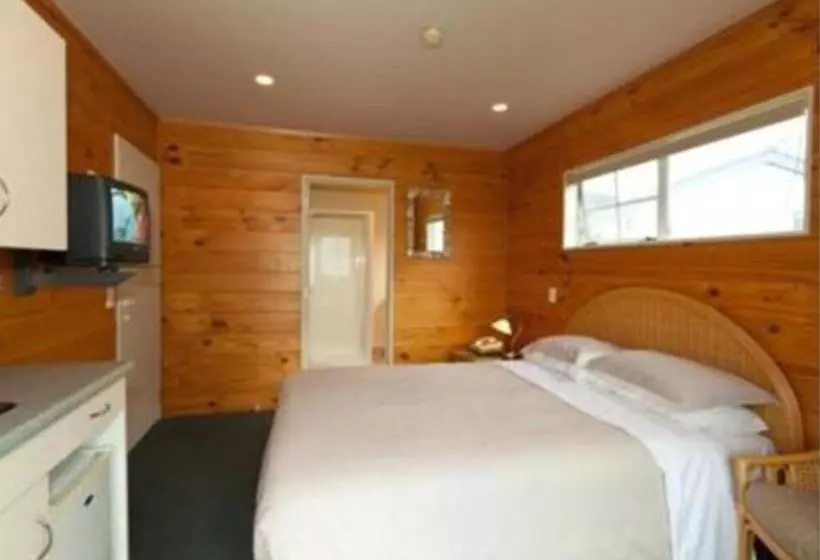 Huoneisto 2 Makuuhuonetta, Pauanui Pines Motor Lodge