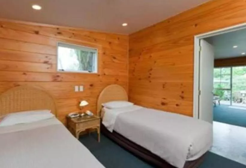 Huoneisto 2 Makuuhuonetta, Pauanui Pines Motor Lodge