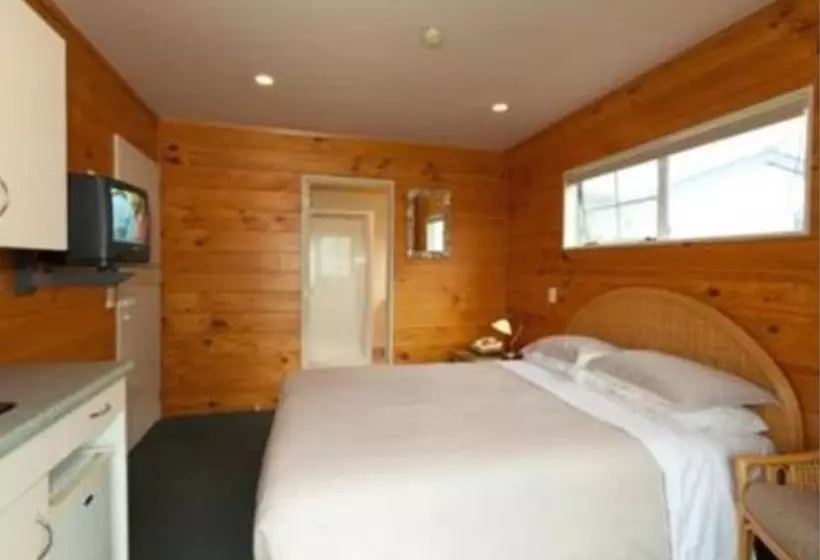 Huoneisto 2 Makuuhuonetta, Pauanui Pines Motor Lodge