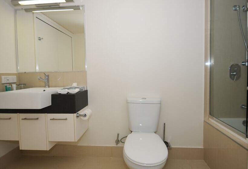 Люкс, Ramada By Wyndham Hervey Bay