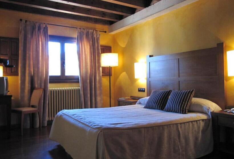 Номер Стандарт, Posada Los Templarios